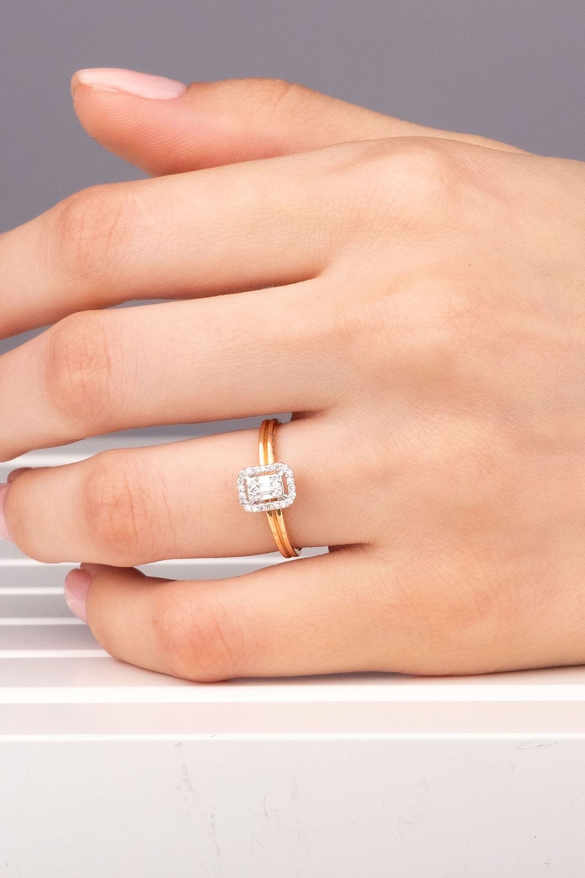 018 Carat Pırlanta Baget Yüzük