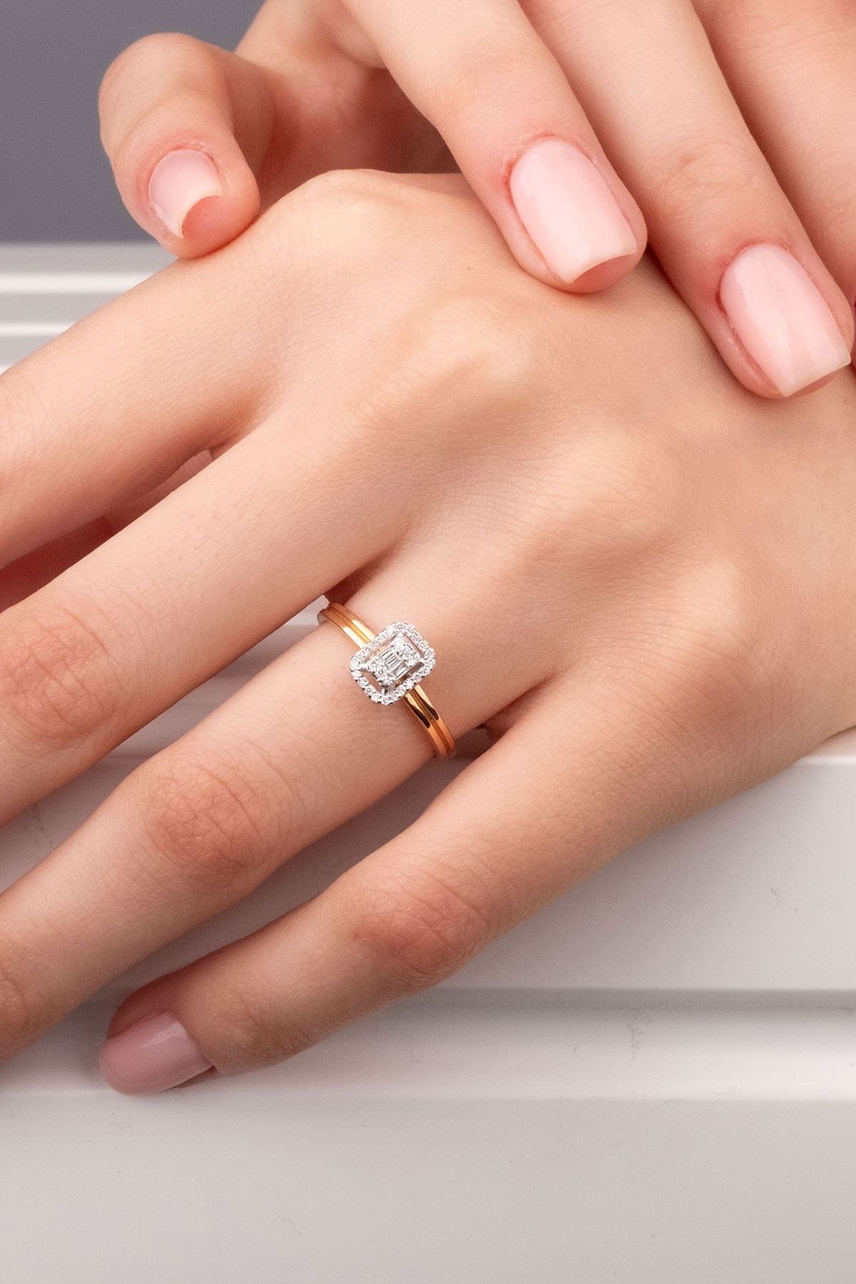 018 Carat Pırlanta Baget Yüzük