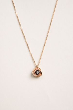 0,05 Carat Elmas Tektaş Kolye