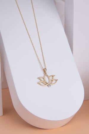 14 Ayar Sarı Altın Lotus Kolye
