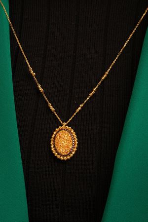 14 Ayar Sarı Altın Oval Yadigar Kolye