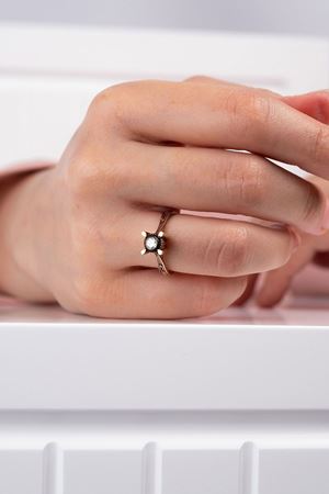 0,16 Carat Elmas Tasarım Tektaş Yüzük
