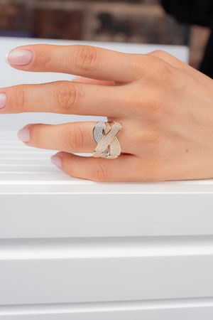 14 Ayar Üç Renkli Altın Üçlü Dalgalı Yüzük