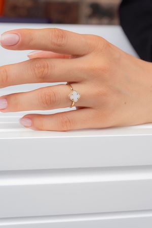 14 Ayar Sarı Altın Beyaz Yonca Yüzük