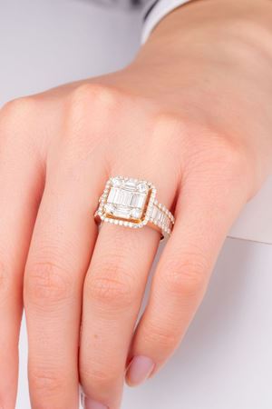 2,89 Carat Pırlanta Rose Tasarım Baget Yüzük