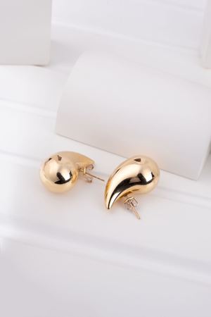 14 Ayar Sarı Altın Vidalı Tasarım Küpe