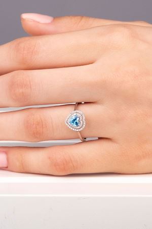 0,89 Carat Pırlanta Mavi Taşlı Kalp Yüzük