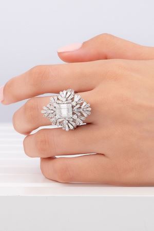 3,40 Carat Pırlanta Tasarım Baget Yüzük