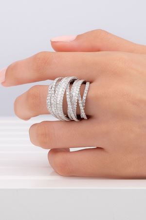 4,51 Carat Pırlanta Tasarım Baget Yüzük