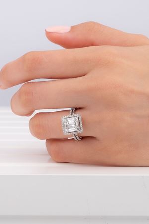 1,18 Carat Pırlanta Tasarım Baget Yüzük