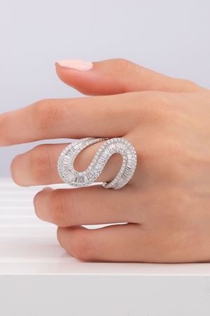 2,70 Carat Pırlanta Tasarım Baget Yüzük