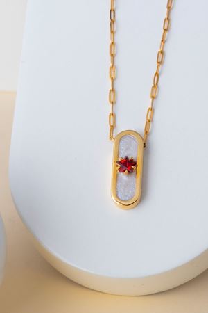 14 Ayar Altın Kırmızı Taşlı Trend Kolye