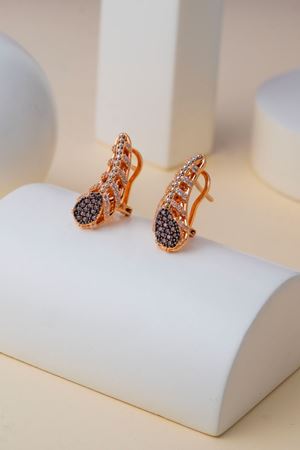 14 Ayar Rose Altın Siyah Taşlı Fantezi Küpe