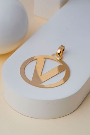 14 Ayar Altın V Harf Kolye Ucu