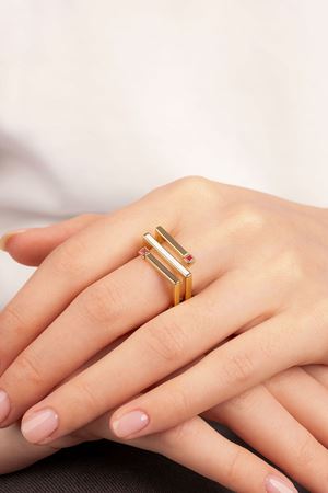 14 Ayar Altın Pembe Taşlı Mineli Trend Yüzük