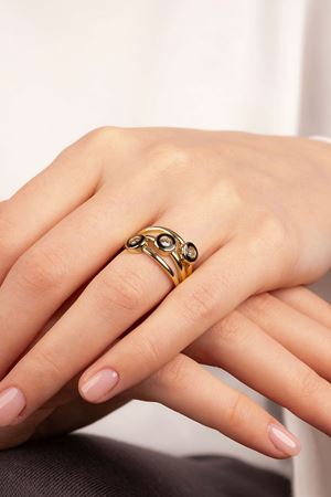 14 Ayar Altın Siyah Mineli Üç Taşlı Yüzük