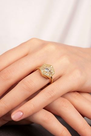 14 Ayar Altın Taşlı Altıgen Model Yüzük