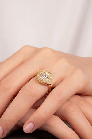 14 Ayar Altın Dörtgen Model Taşlı Yüzük