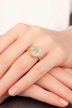 14 Ayar Altın Taşlı Yuvarlak Desenli Yüzük