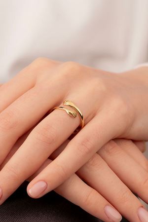 14 Ayar Altın Sarılan Eller Hug Yüzük