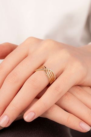 14 Ayar Altın Taşlı Tasarım Yüzük