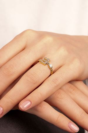 14 Ayar Altın E Harfli Taşlı Yüzük