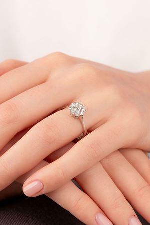 0,73 Carat Pırlanta Coronet Tektaş Yüzük