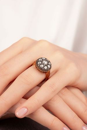 0,92 Carat Elmas Taşlı Gösterişli Yüzük