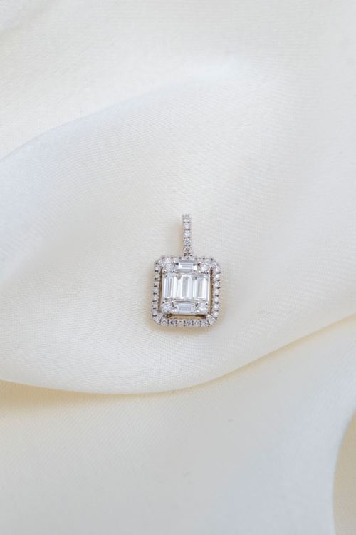 0,71 Carat Pırlanta Baget Taşlı Tasarım Set Kolye Ucu