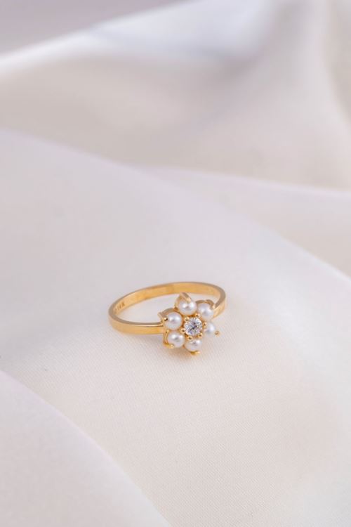 14 Ayar Altın Beyaz Çiçek Model Yüzük