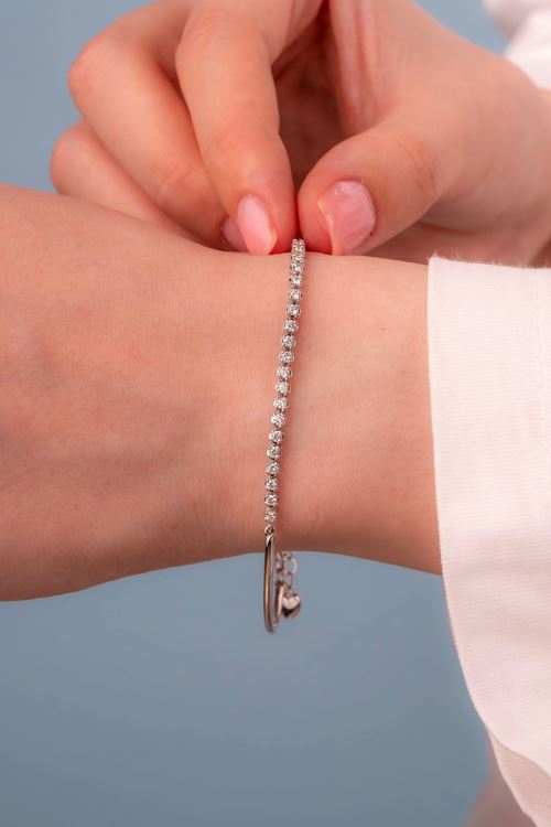 0,43 Carat Pırlanta Yarımtur Su Yolu Bileklik