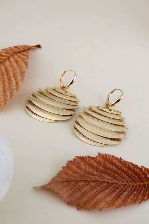 14 Ayar Altın Sallamalı Tasarım Küpe