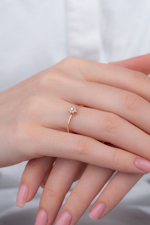 0,10 Carat Pırlanta Minimal Yüzük