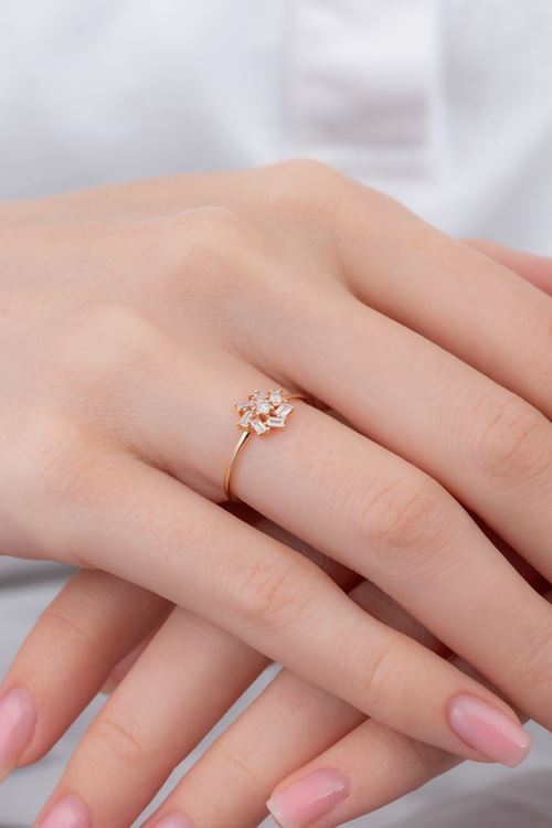 0,16 Carat Pırlanta Papatya Minimal Yüzük