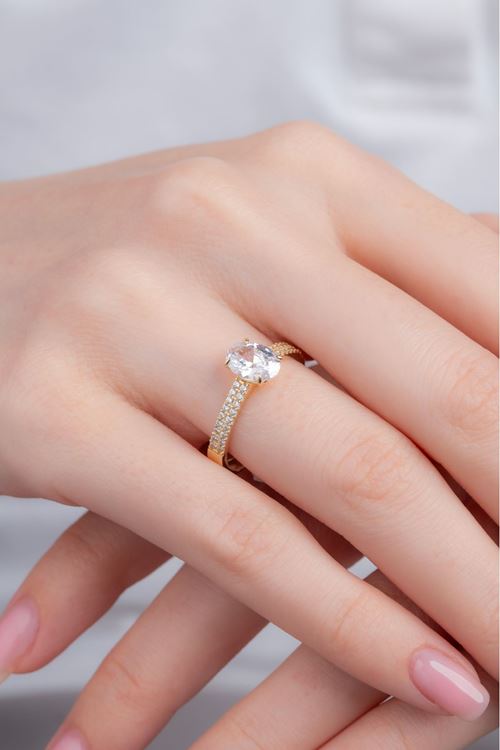 14 Ayar Altın Oval Taşlı Tektaş Yüzük