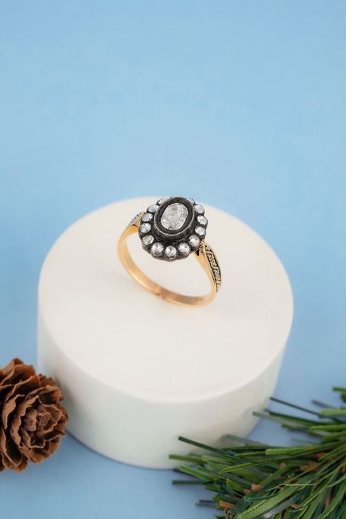 0,67 Carat Elmas Göz Alıcı Yüzük