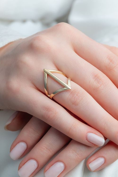 14 Ayar Altın Tasarım Yüzük