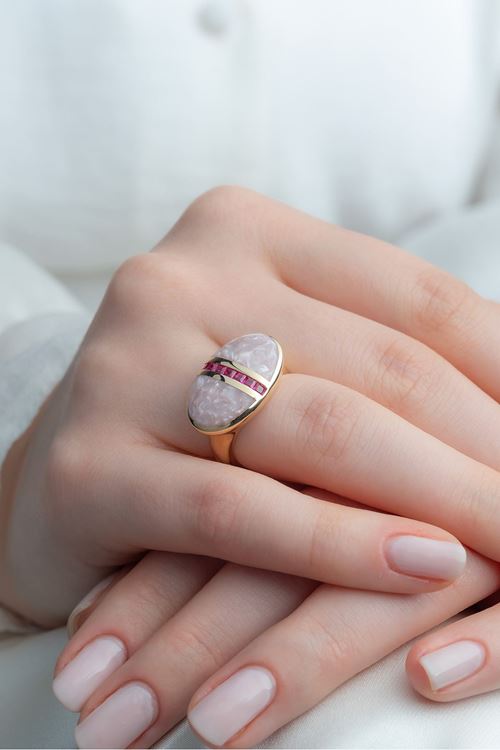 14 Ayar Altın Pembe Mineli Oval Cetaş Yüzük
