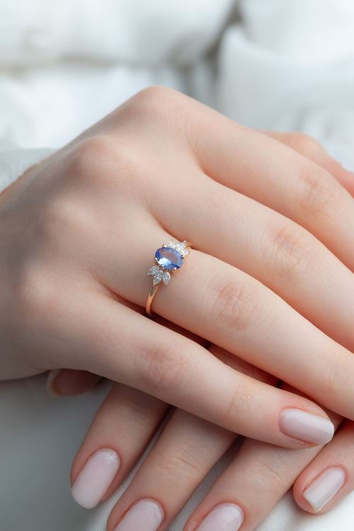 0,88 Carat Pırlanta Mor Taşlı Yüzük