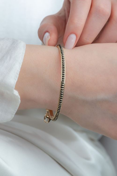 14 Ayar Altın Siyah Taşlı İnce Tasarım Bilezik