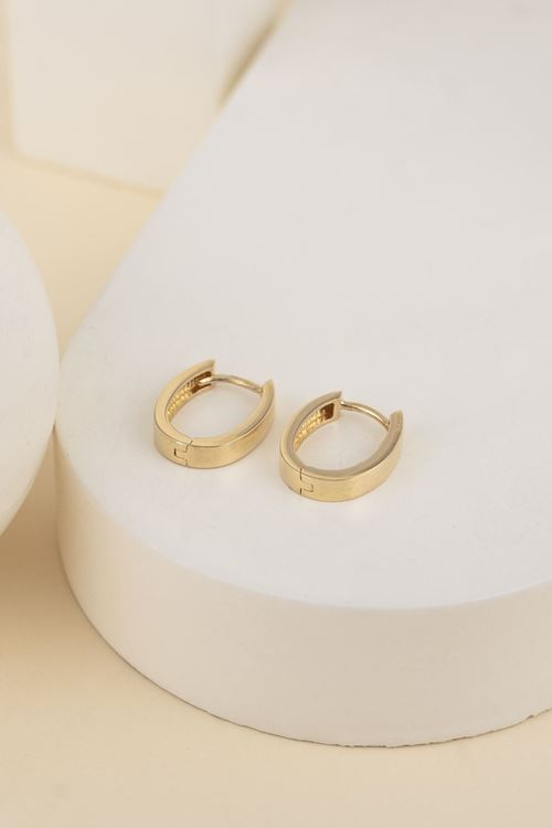 14 Ayar Altın Oval Tasarımlı Sade Halka Küpe