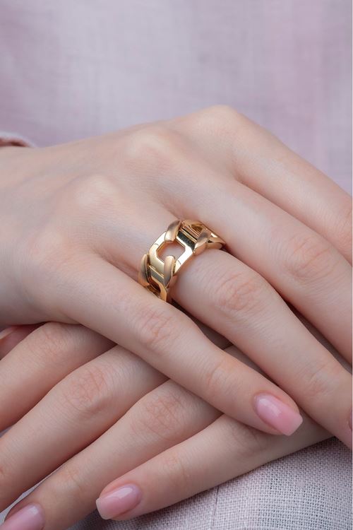 14 Ayar Rose Sarı Altın Kare Model Yüzük