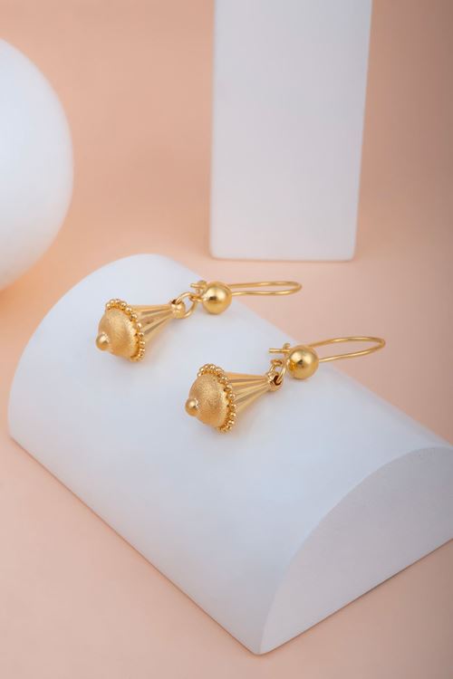 22 Ayar Altın Sallamalı Trend Küpe