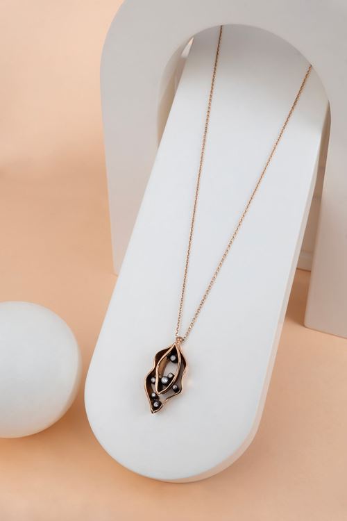 0,05 Carat Elmas Tasarım Kolye