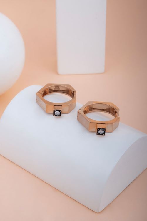 0,07 Carat Elmas Küp Model Halka Küpe