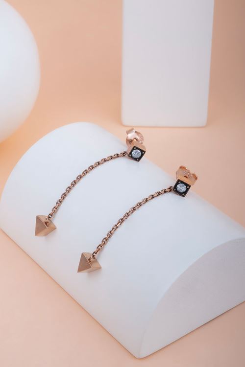 0,08 Carat Elmas Küplü Üçgen Sallantılı Küpe