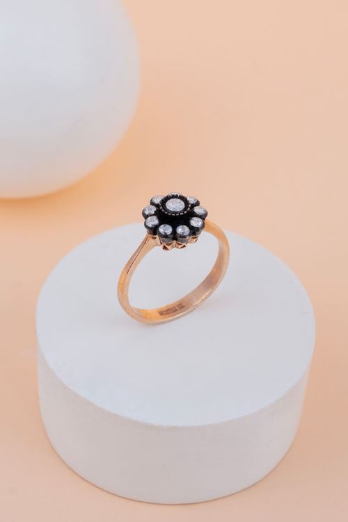 0,29 Carat Elmas Gül Yüzük