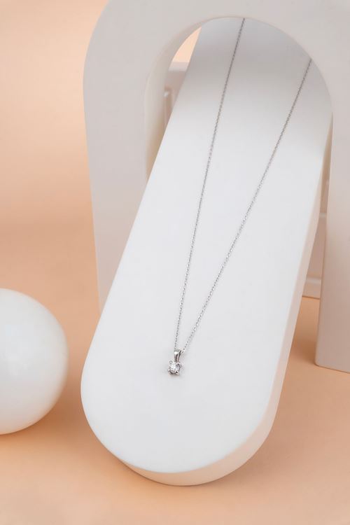 0,10 Carat Pırlanta Tektaş Kolye