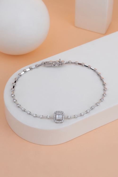 0,38 Carat Pırlanta Baget Taşlı Bileklik